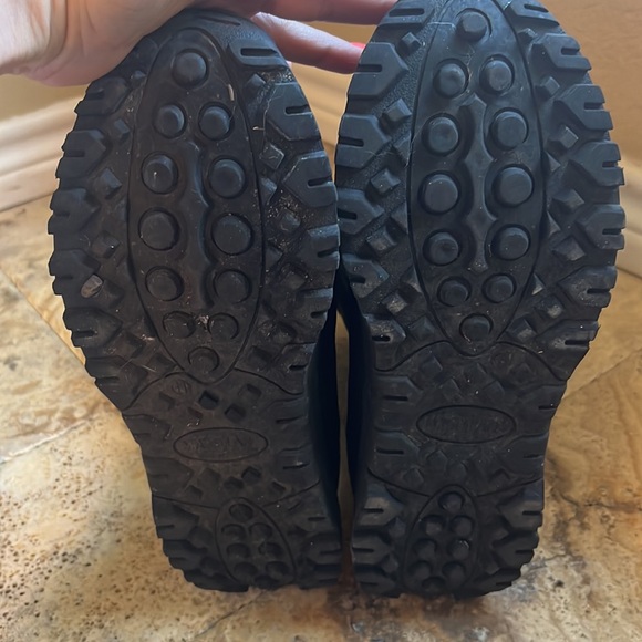 Magellan Outdoors Adults Black Snow Boots Men’s Sz 11 - Picture 7 of 9